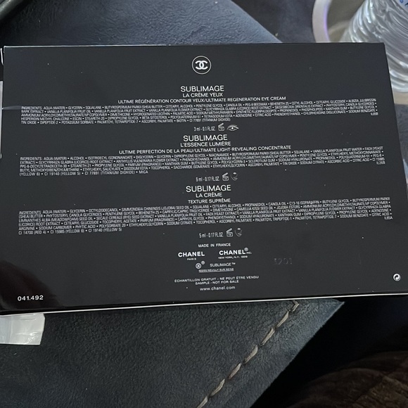 Chanel Sublimage Cosmetic Bag - Picture 3 of 6